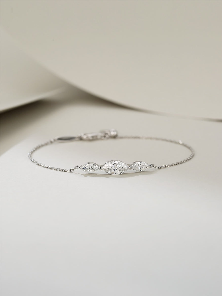 Three marquise diamonds bracelet